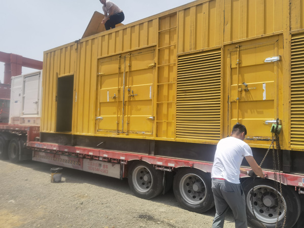 秦州汽油发电机对供油装置的要求