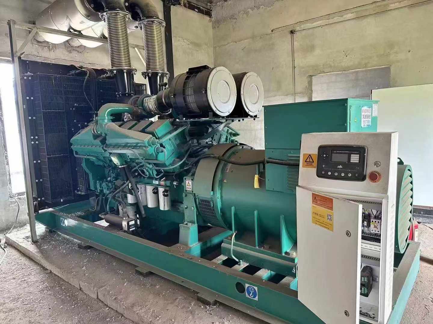 秦州无功补偿装置的性能评估需要考虑哪些因素？