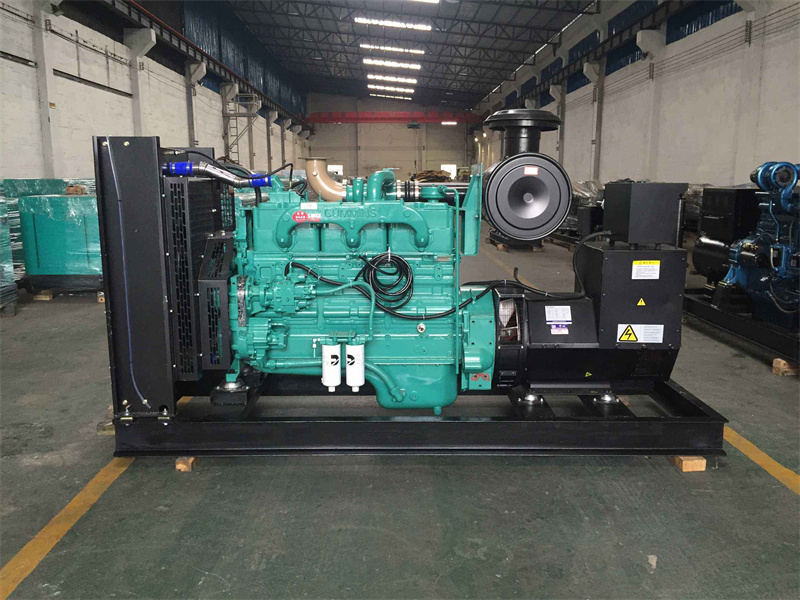 秦州柴油发电机组过载运行时降低转速有哪些注意事项？