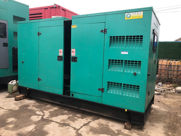 秦州怎样合理控制磷酸铁锂蓄电池的充放电倍率以延长其使用寿命？